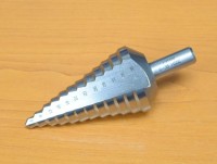 Stufenbohrer für Metall 6-30mm HSSE mit gerader Nut, CZTOOL